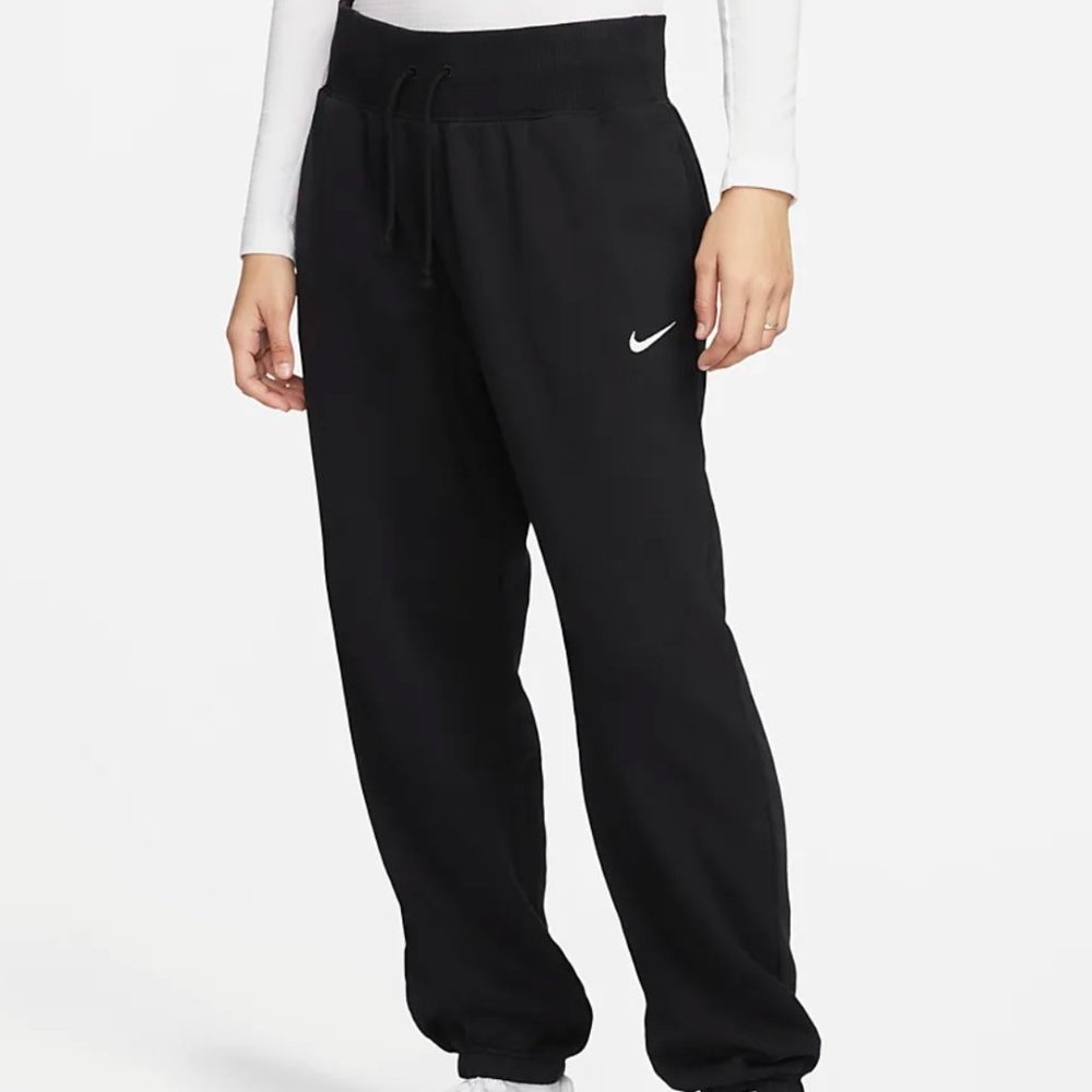 NWT Nike Sportswear Women's High-Waisted Oversized Sweatpants